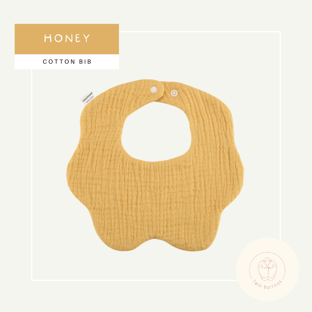 Wave-Shaped Baby Cotton Bib – Solid Colors